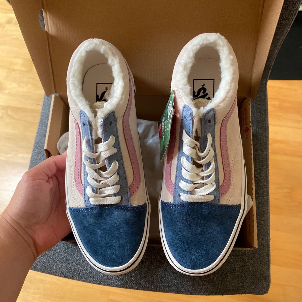 VANS Old Skool Sherpa Platform Shoes - Picture 7 of 12